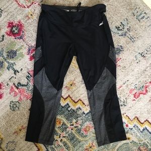 Avia Cropped Capris